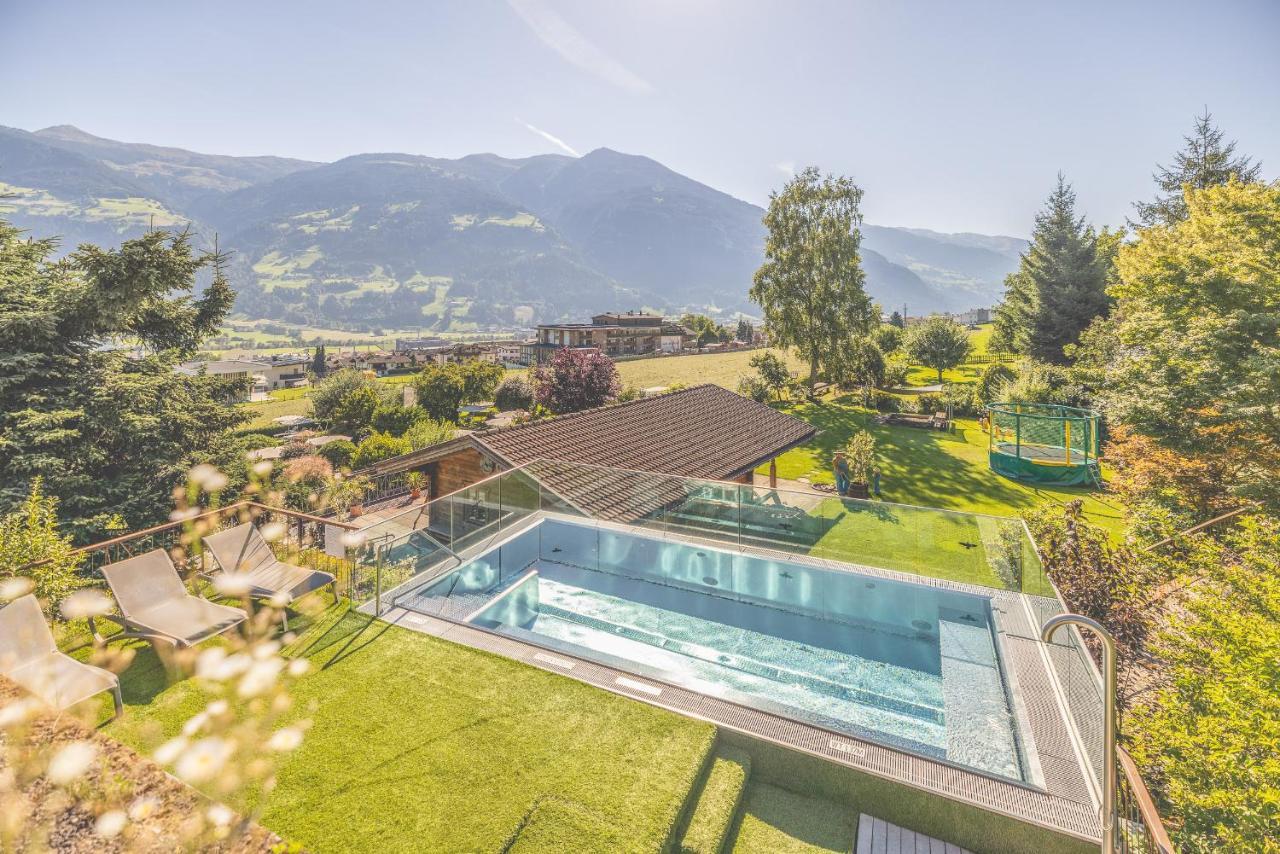 Gardenhotel Crystal Fügen Kültér fotó