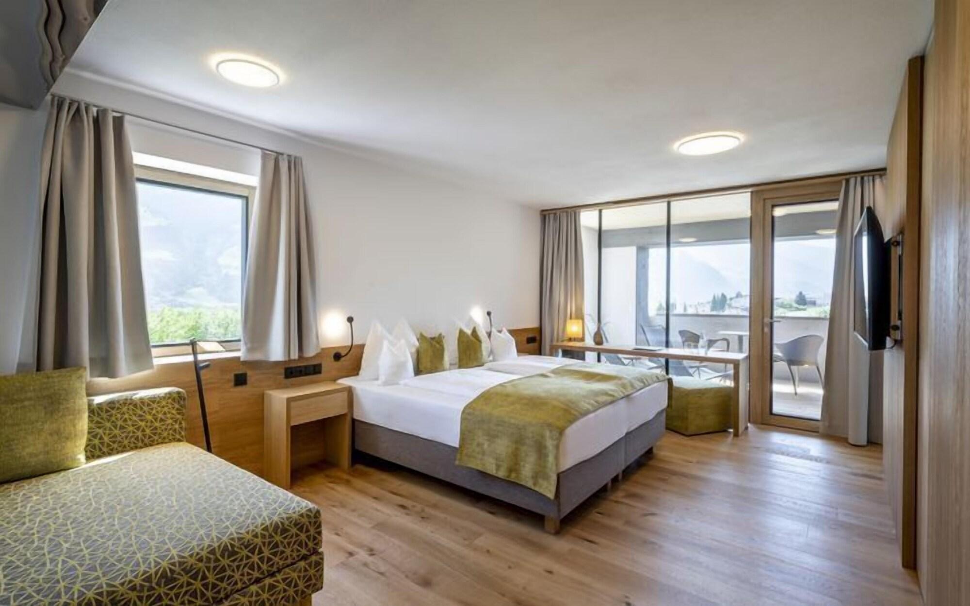 Gardenhotel Crystal Fügen Kültér fotó
